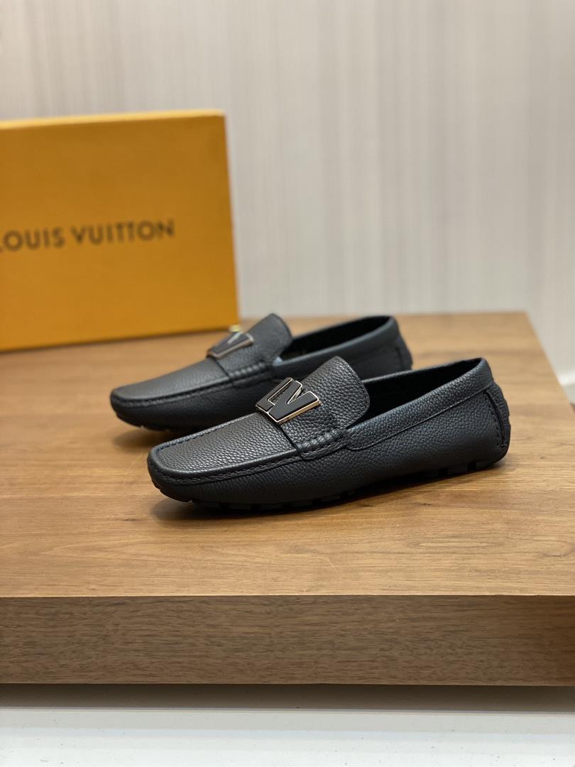 Louis Vuitton LUXEMBOURG SAMOTHRACE series of bean shoes made a remarkable debut on the s