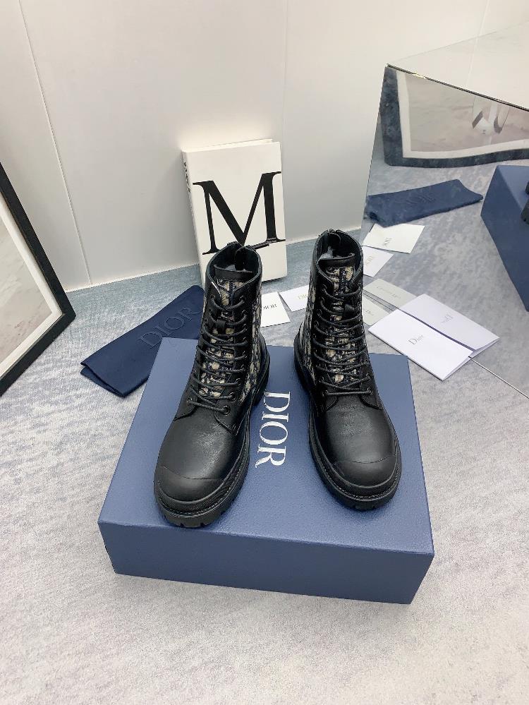 Factory produced leather lining fur lining  higher versionDiors new Explorer series wool short boots snow boots knight Martin boots and ankle boot