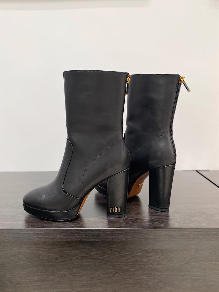 Long Boots Yangjing  Long Boots Leather Surface  Short Boots Yangjing  Short Boots Leather Surface 400Dior fw23mew array2023 AutumnWinter BootsCD Let