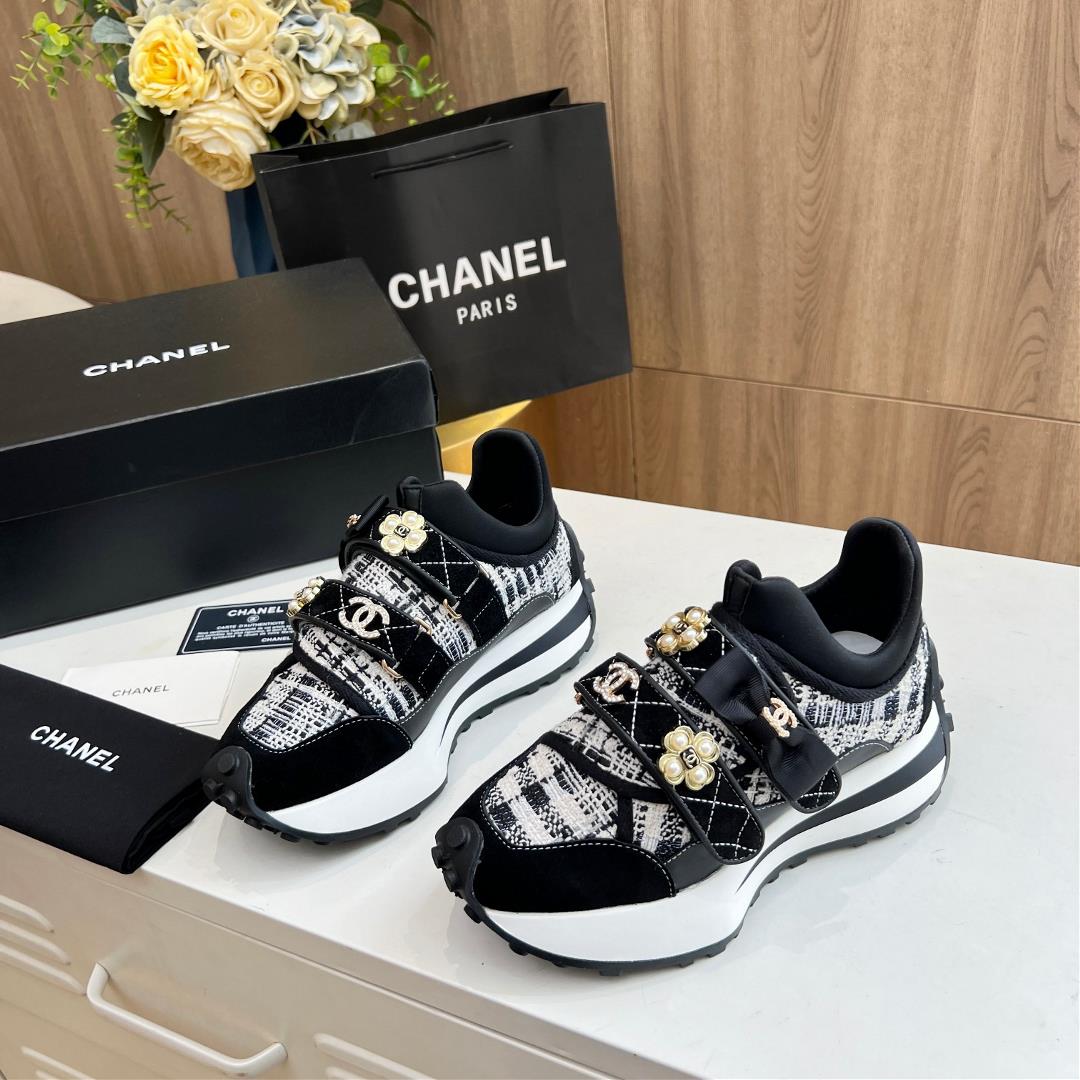 Chanel  new autumn and winter sports shoes are invincible beautiful and easy to wear Xiao