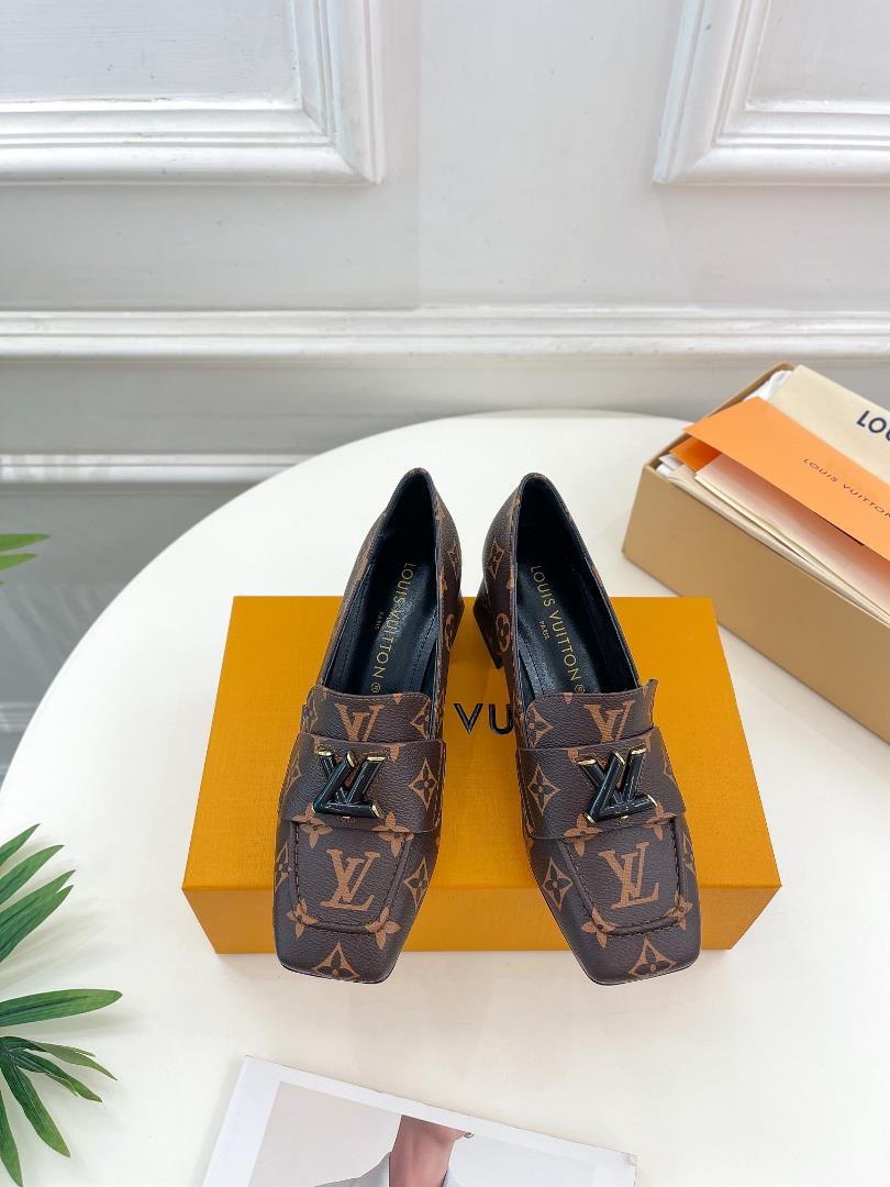 lv louis vuitton 2023 early spring new top version counter the lost counter focusing on the latest v