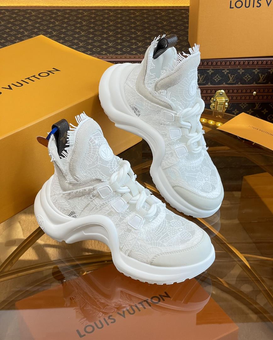 Louis Vuitton LV  Sports Lace Dad Shoes Archils latest Paris fashion season runway style The fabri