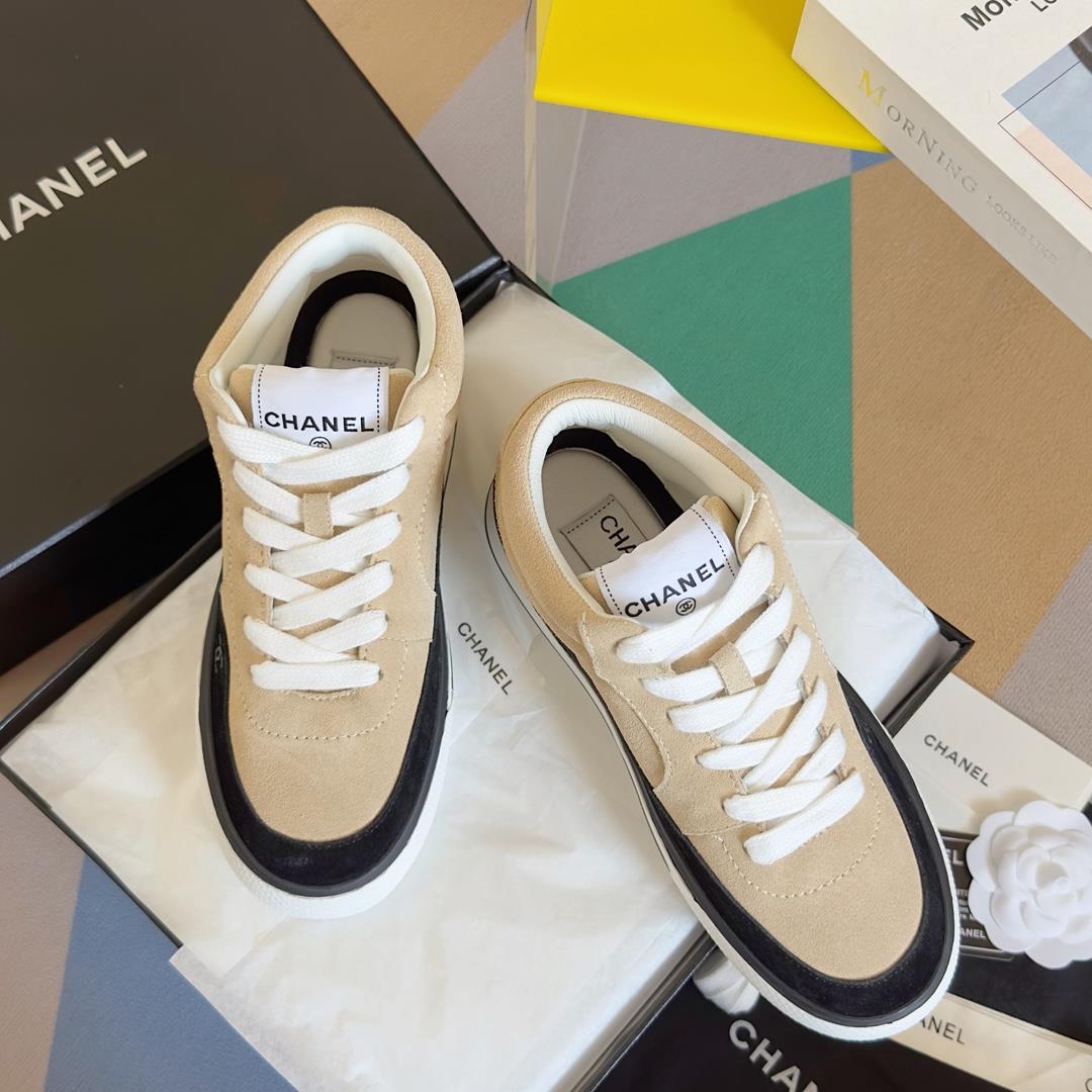 Top version Chanel Chanel 23B Panda Color Sneaker Xiaoxiang Casual Sports Shoes Thick Sole Color Mat