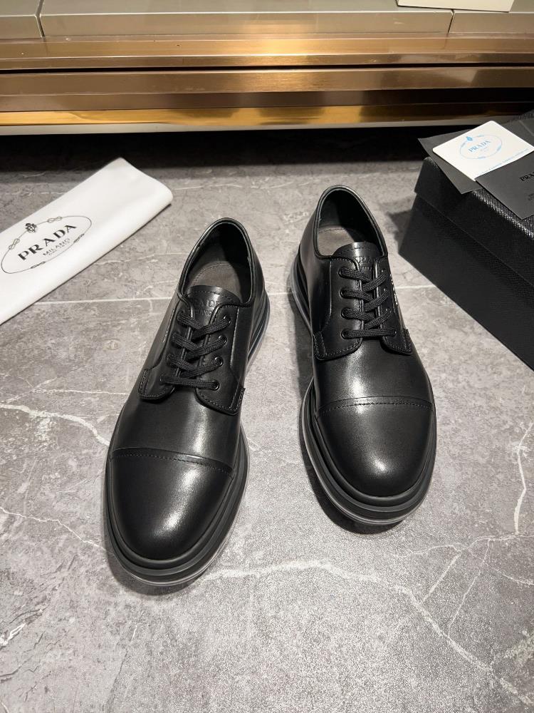 Prada Chelsea Mens Shoe Super A Goods This Chelsea shoe is equipped with an air cushione