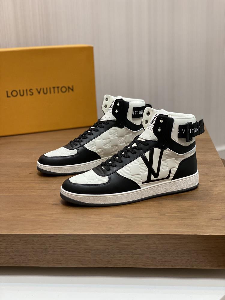 Louis VuittonHigh quality original orderUpper Napa calf leather air compression brand totem highf