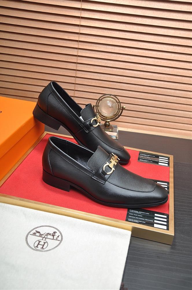 Hermes mens shoes are not only personalized but also nonrepetitive Each pair is a work