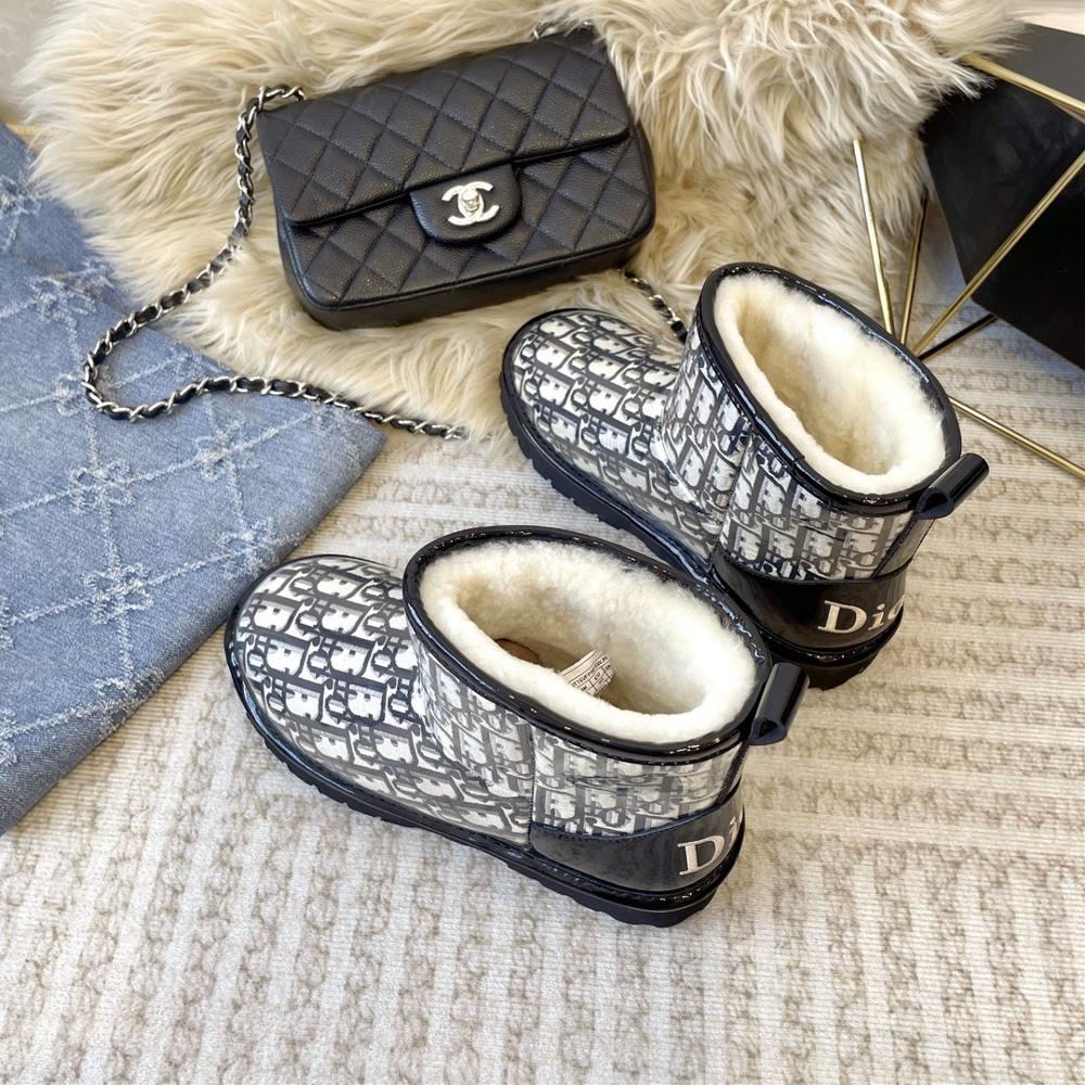 The Dior snow boots come in a variety of styles from ankle to kneehigh and in a range o