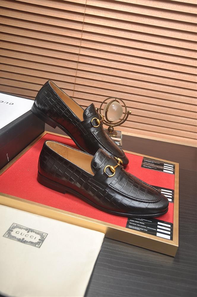 Overall Gucci shoes are the epitome of mens fashion Their timeless design highquality