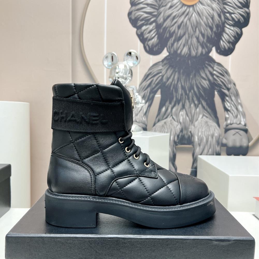 One of the standout features of these boots is their versatility Whether paired with a co