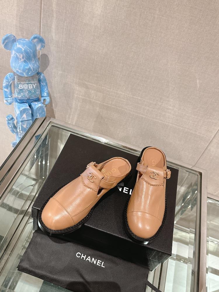 Chane 23S Small Fragrance Half Slippers Thick Heel Baotou Muller ShoesI havent paid attention to this shoe shape for a long time I didnt expect it