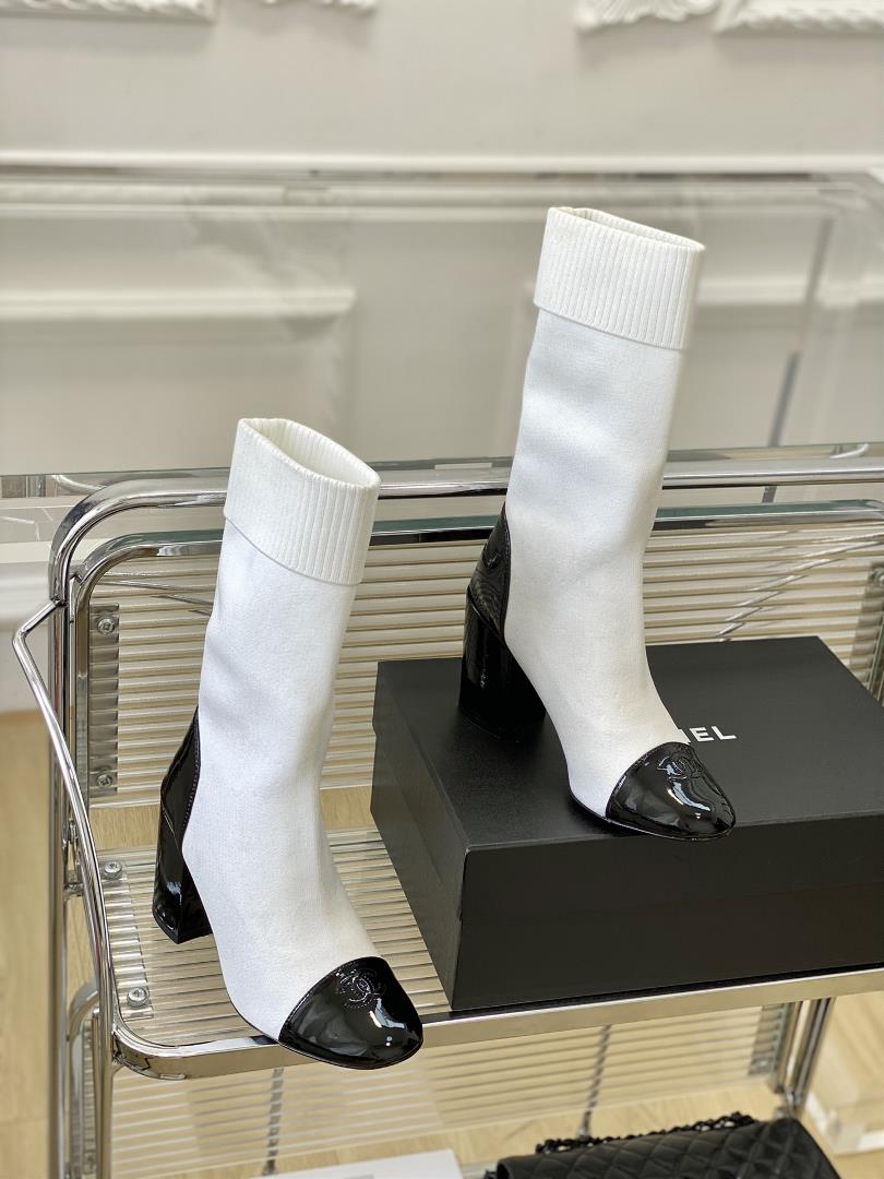 Chanel New Sock BootsThese socks and boots really look good at first glance8cm put on a whole 