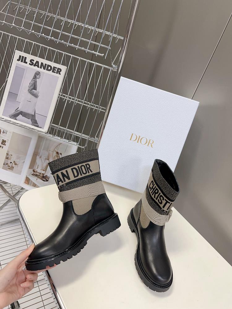 Dior Classic Autumn and Winter Knight Boots featuring a variety of celebrity internet cel