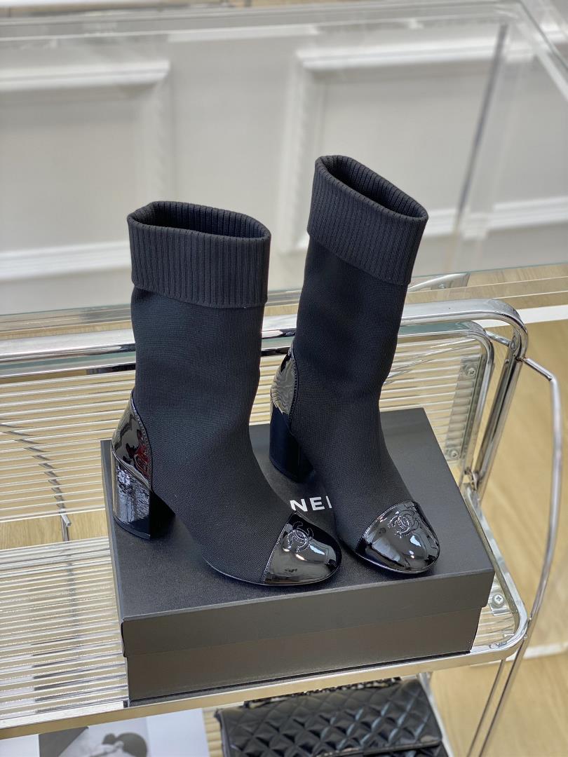 Chanel New Sock BootsThese socks and boots really look good at first glance8cm put on a whole 