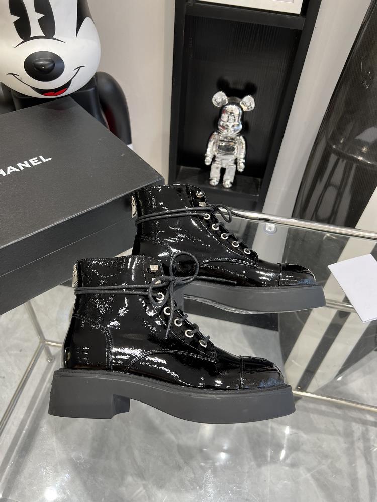 purchasing level 23ss Chanel new autumn and winter short boots high version shipped with heavy industry to create fashionable styles Little Red Boo