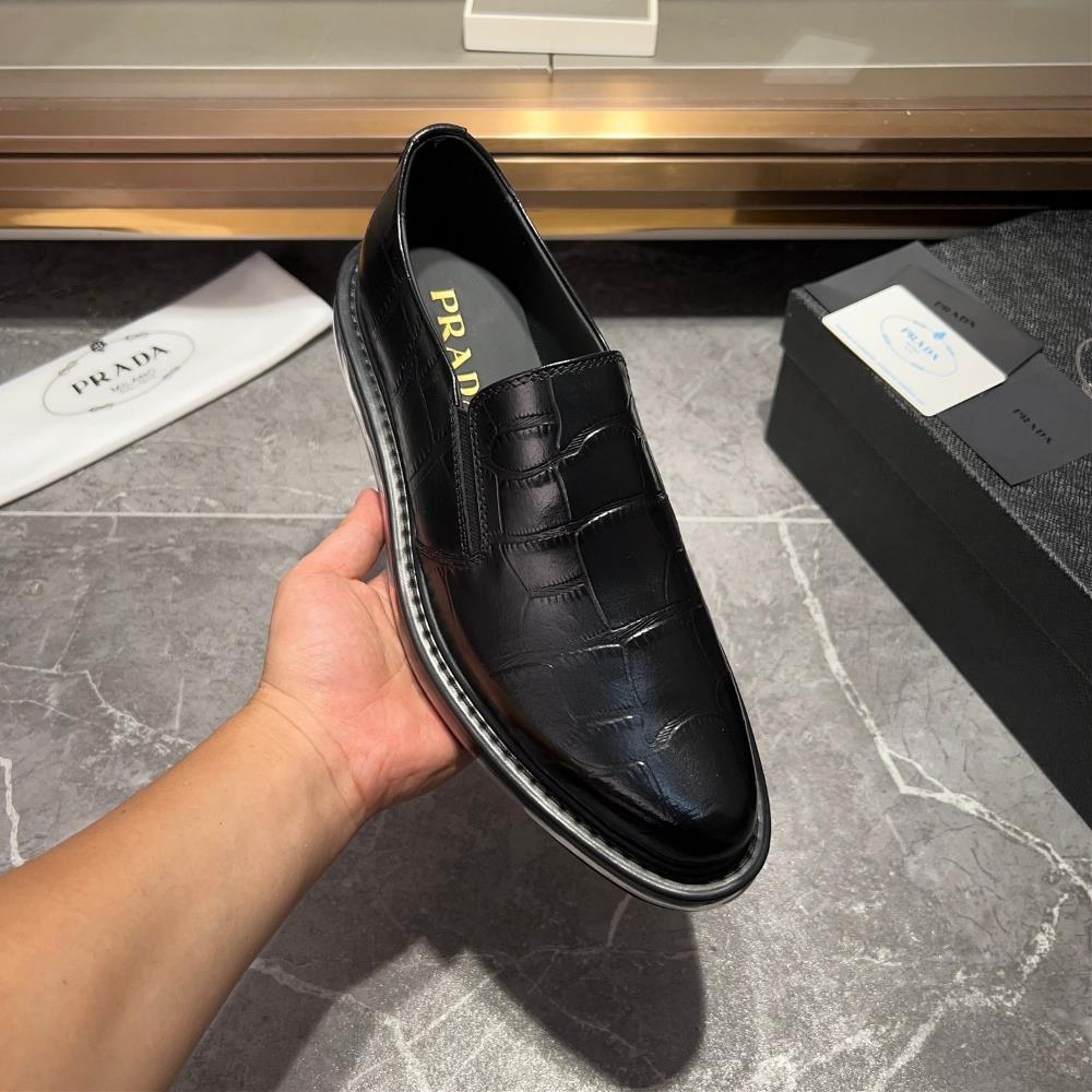 prada Chelsea Mens Shoe Super A Goods This Chelsea shoe is equipped with an air cushione