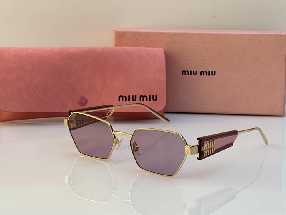 Miu MiS MU 53W Size 58 18 140 TagName Miu Miu  TagId 6499579  professional luxur