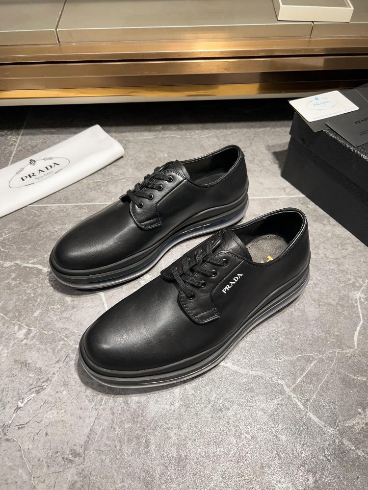 Prada Family Chelsea Mens Shoe Super A Goods This Chelsea shoe is equipped with an air cushioned t