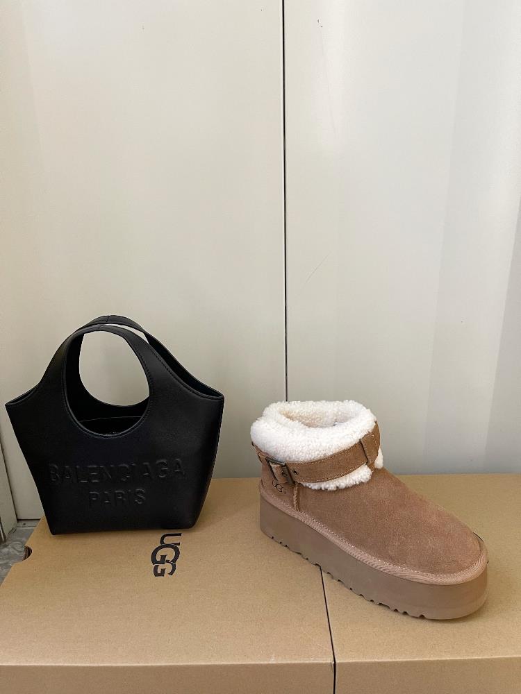 Additionally Ugg boots are incredibly versatile They can be effortlessly paired with jea