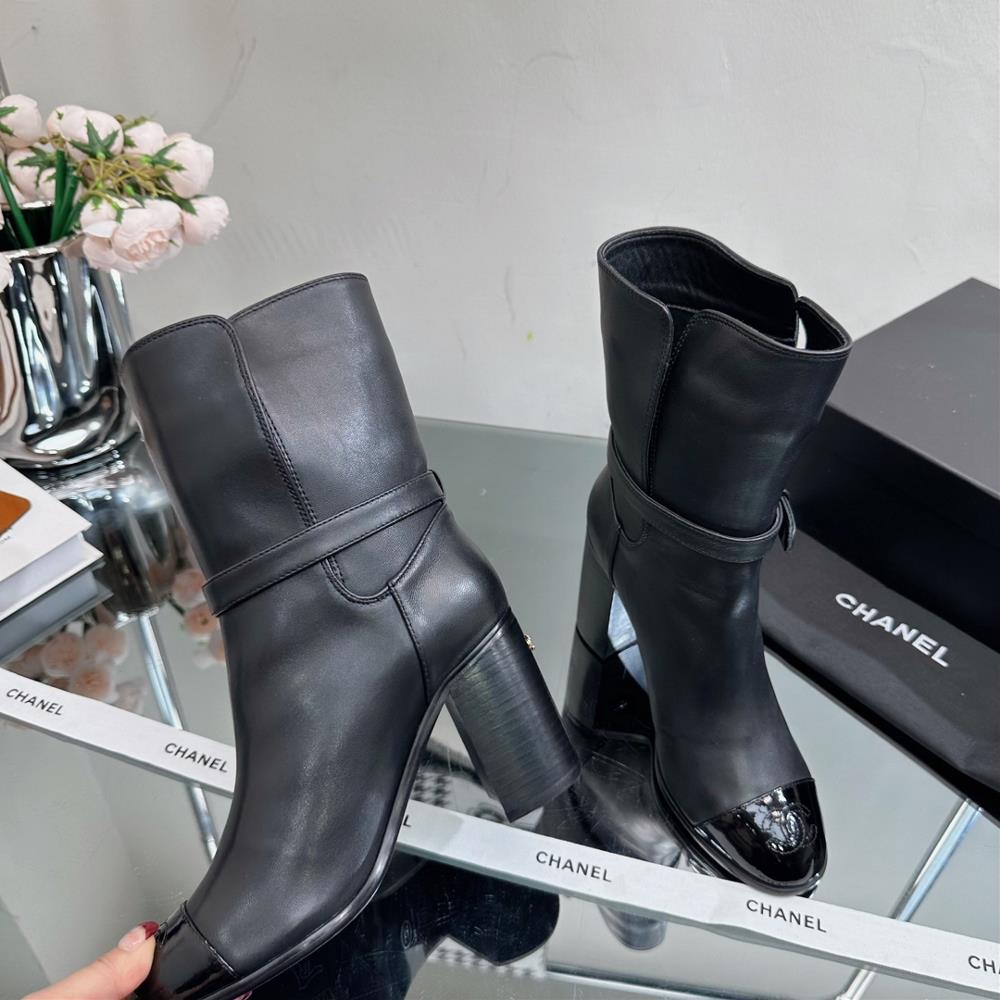 Xiaoxiang 2023s latest thick heeled short boots can be sweet or saltyTop level version Ne