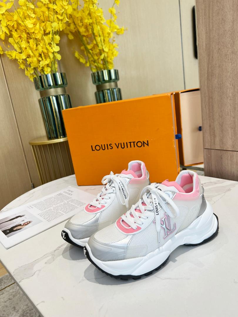 the official website counter is made of 11 major net red stars take the show lv louis vuitton run