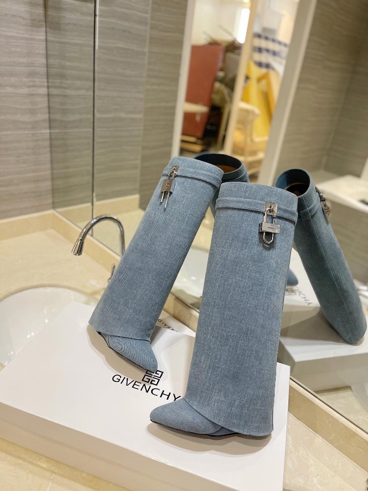 Genuine customized version of the counter GIVENCHY0 New Wash Denim Freeze Frame Boots the