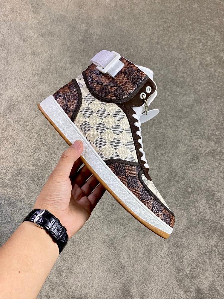 LV Rivoli High Top Sneakers with Top QualityThis sports shoe is made of Monogram rainbow c