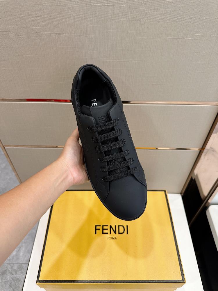 Fendi Mens Sports Shoe Top EditionIn the corner there are no restrictions on expression