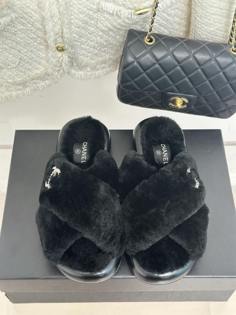 factory price chane xiaoxiang classic double c cross haired slippers to rush to wear a se