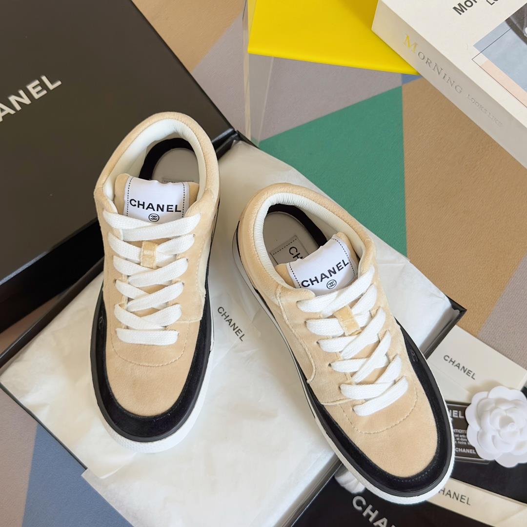 Top version Chanel Chanel 23B Panda Color Sneaker Xiaoxiang Casual Sports Shoes Thick Sole Color Mat