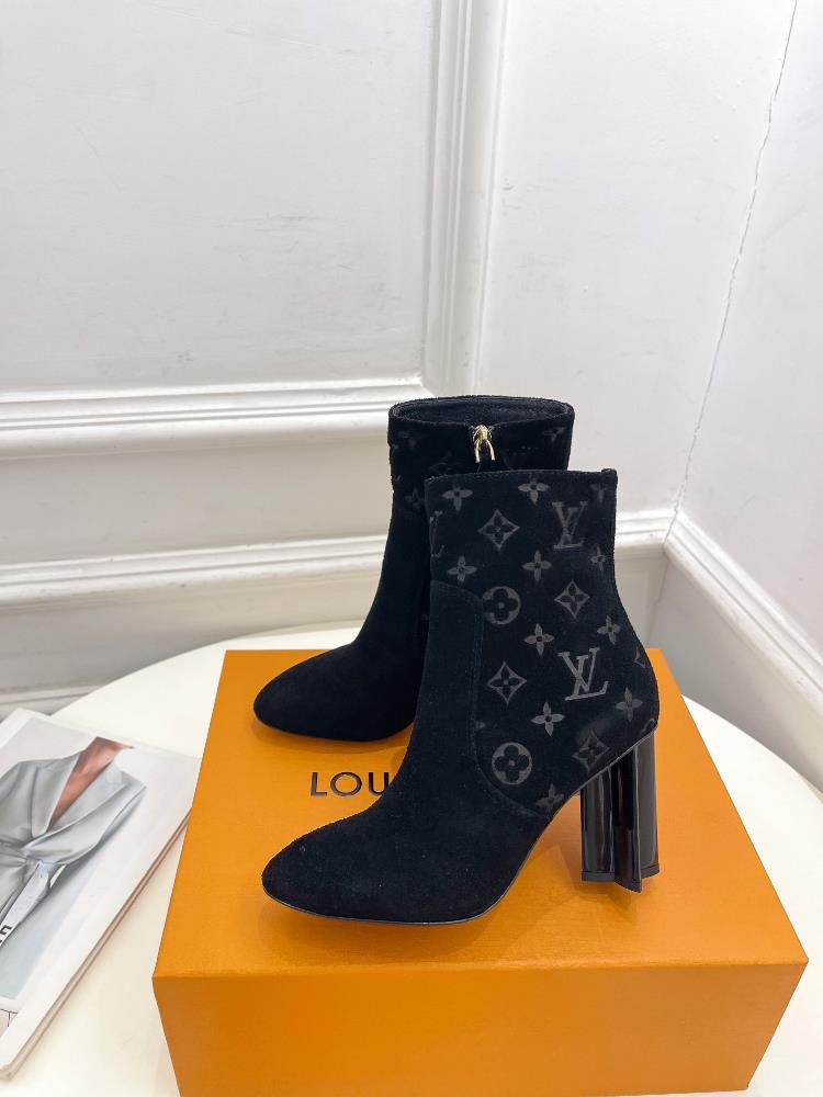 In conclusion the LV shoes 2023 AutumnWinter New Premium Edition are a musthave for an