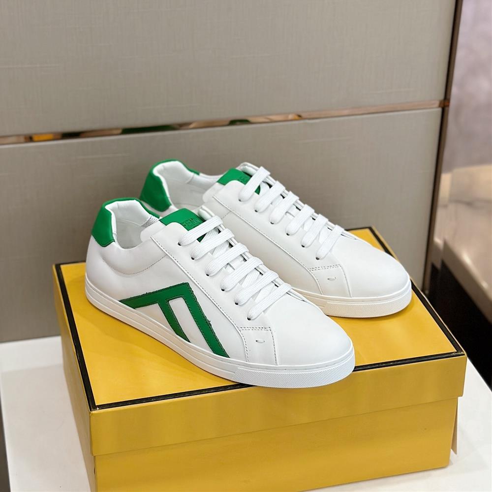 Fendi Mens Sports Shoe Top EditionIn the corner there are no restrictions on expression highlighting FF elements Cowhide highlights individuality