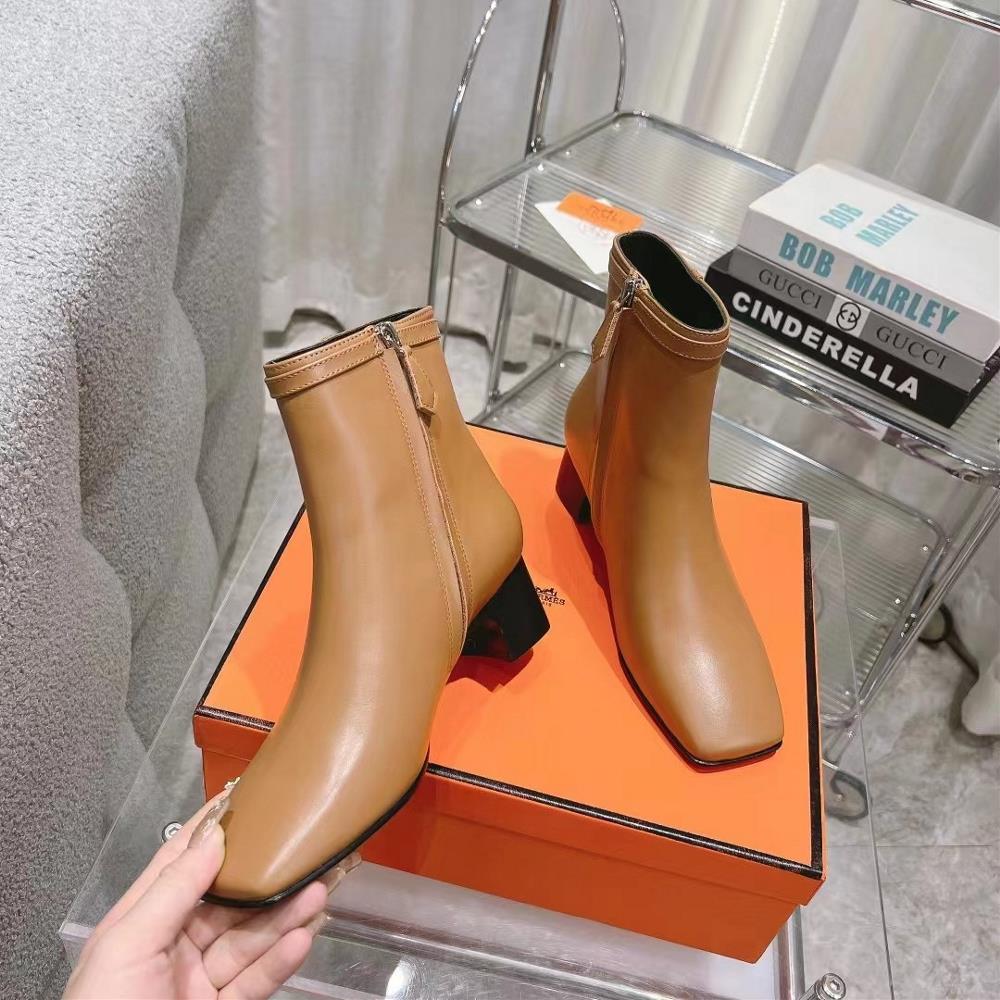 What sets the Hermes Kelly Short Boots apart from other footwear is their attention to det