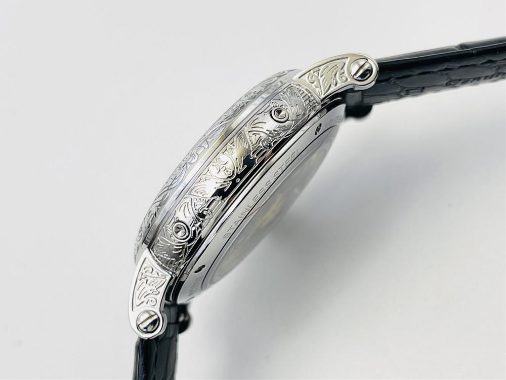 Actory 2023 Craftsmanship with Iron Scratches and Silver Hooks Strong and Powerful Market