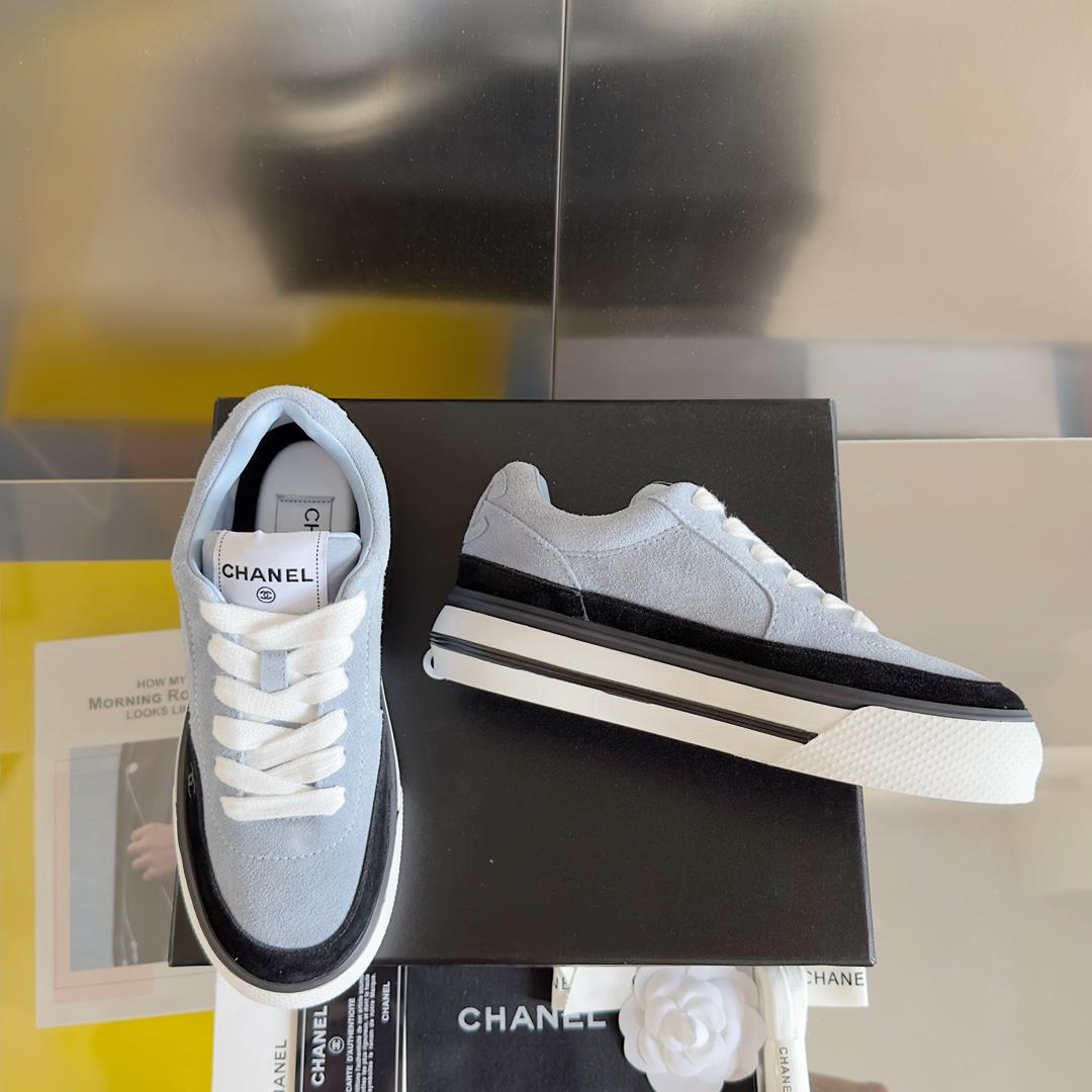 Top level version Low Chanel Chanel 23B Panda Color Sneaker Xiaoxiang Casual Sports Shoes