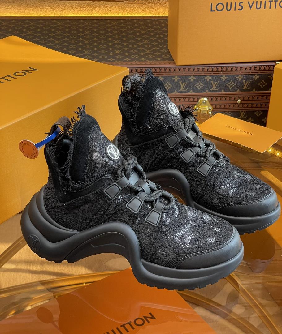 Louis Vuitton LV Sports Lace Dad Shoes Archils latest Paris fashion season runway style The fa