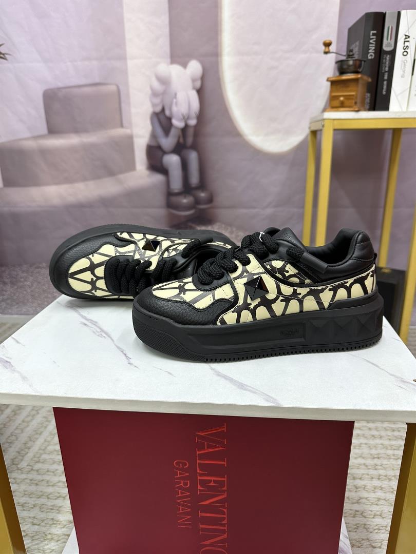 Valentino original cowhide lining and insole with high elasticity latex insole goodlooking and