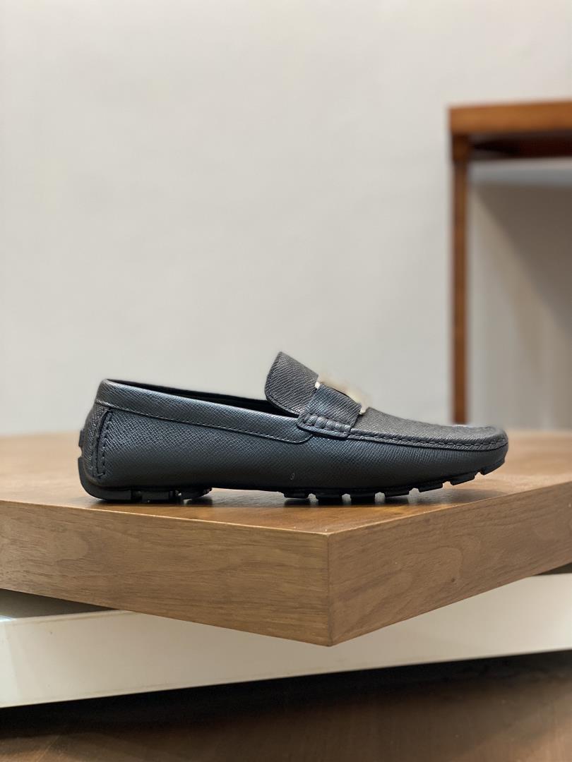 Louis Vuitton LUXEMBOURG SAMOTHRACE series of bean shoes made a remarkable debut on the s