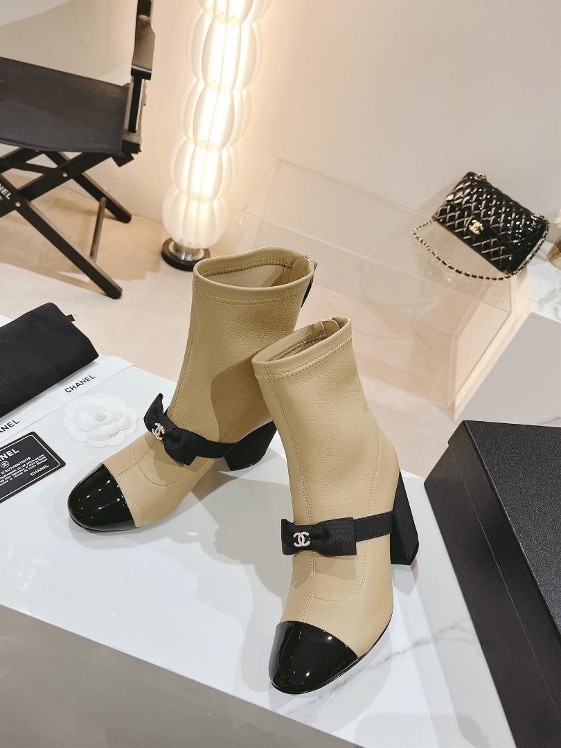 Chanel 2023 S Summer and Autumn Princess BootsShort boots one of the super difficult to buy series