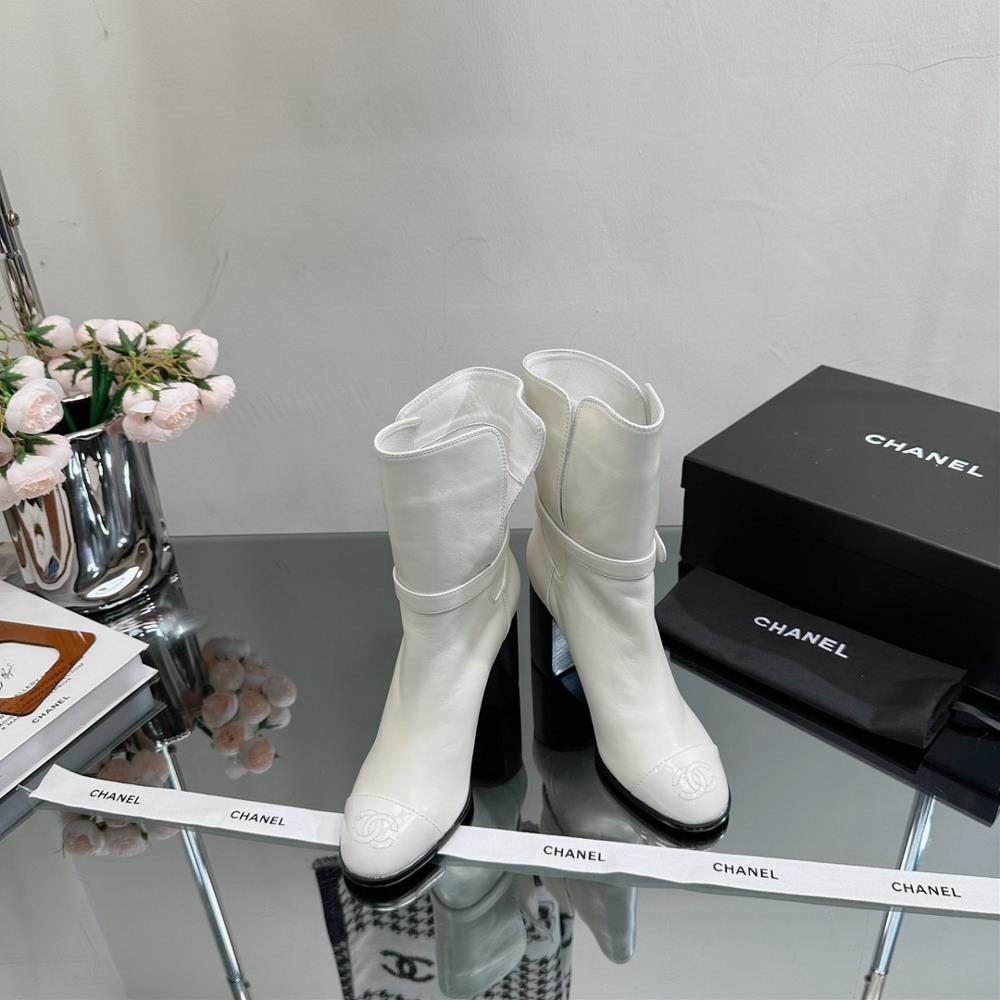 Xiaoxiang 2023s latest thick heeled short boots can be sweet or saltyTop level version Ne