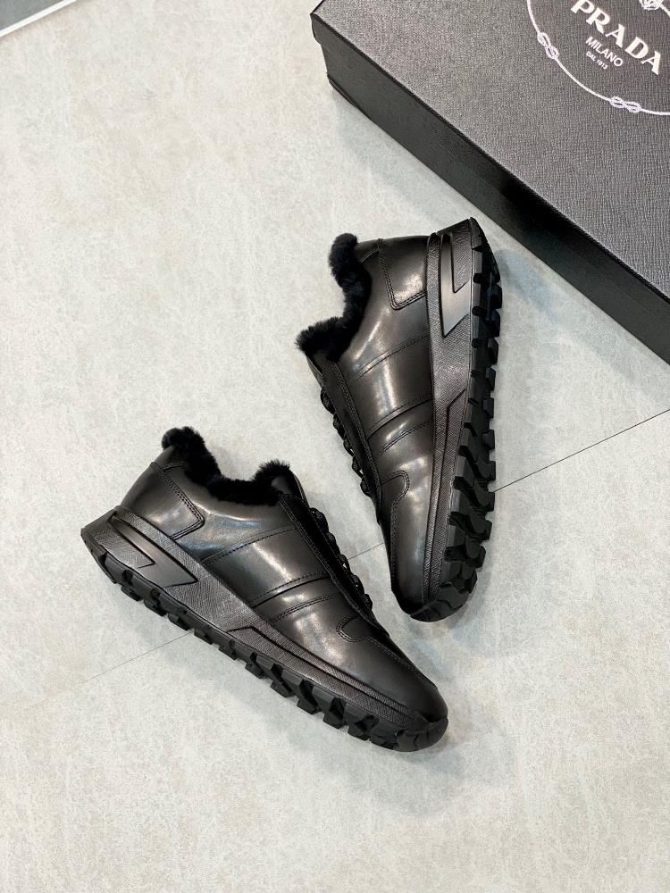 Prada Mens Lace Up Sports Shoes in Leather and Fur for Autumn and WinterTop quality impo