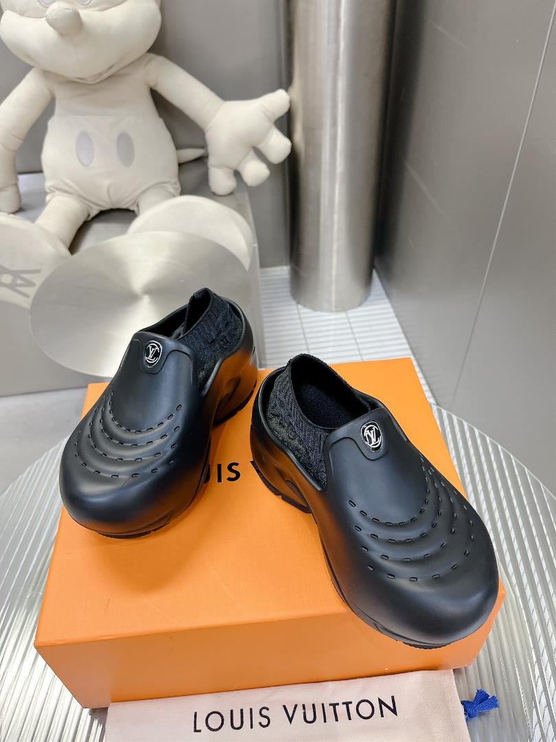 The shoe that debuted in the 2023 fashion show is named Louis Vuitton Shark Clog The shell mat