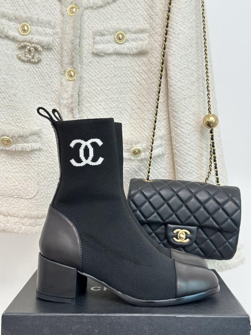 factory price chanel 23s autumn and winter new product double c thick heel socks boots this season