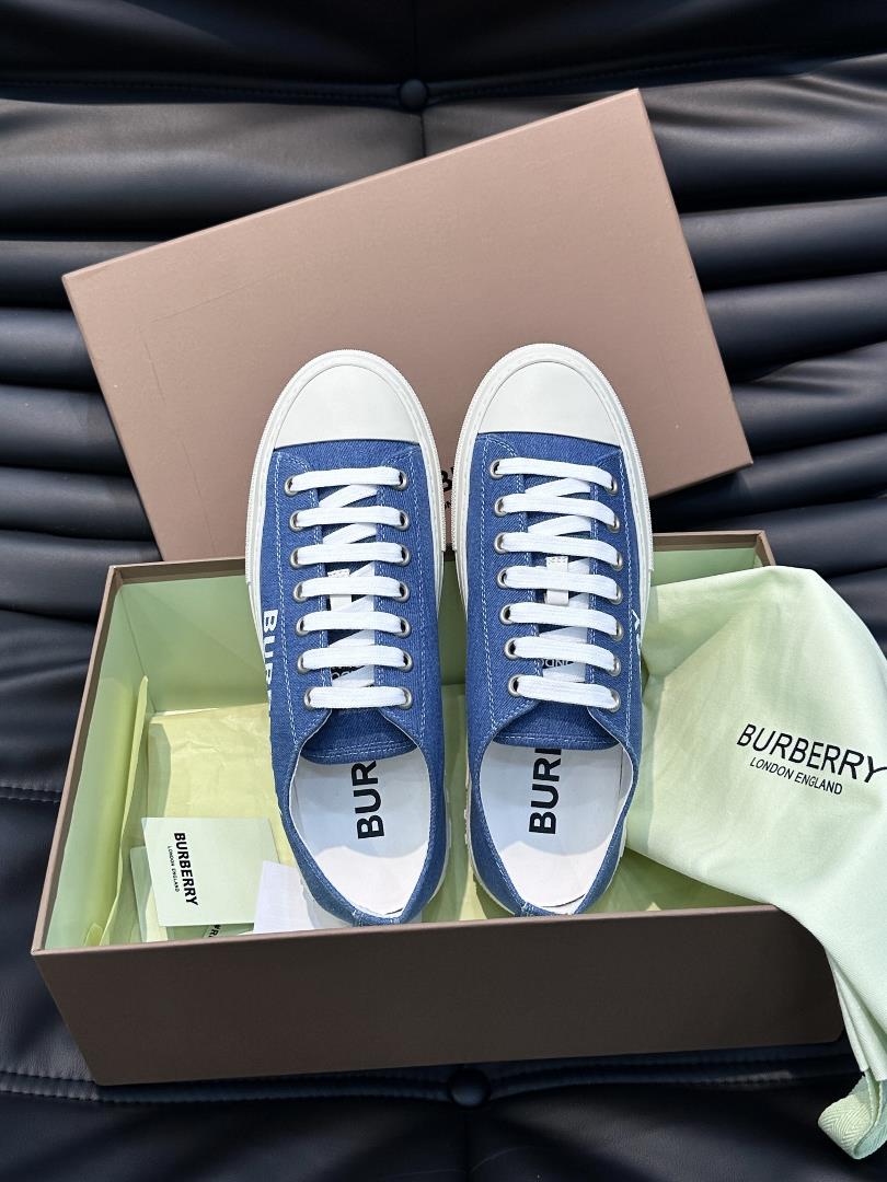 The classic low top sports shoes of B family are made of Vintage retro denim cotton materi