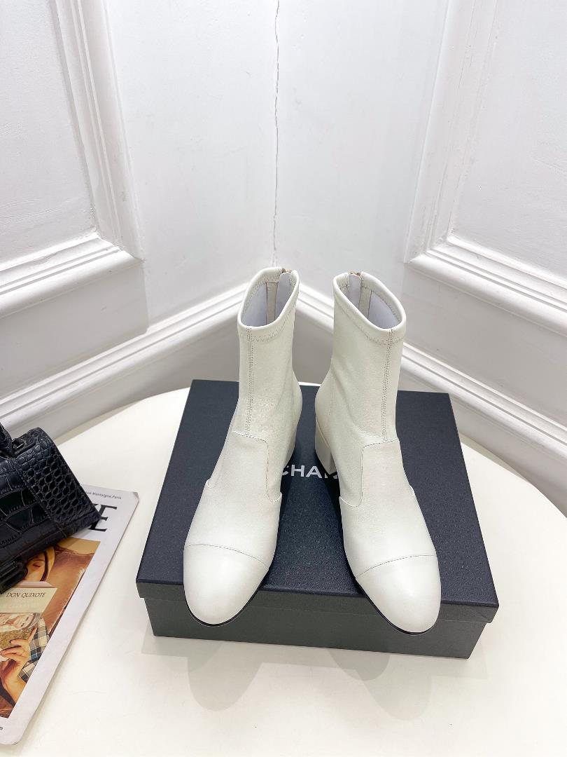 chanel 2023 spring and summer new product counters classic models behind the zipper thick heel boots