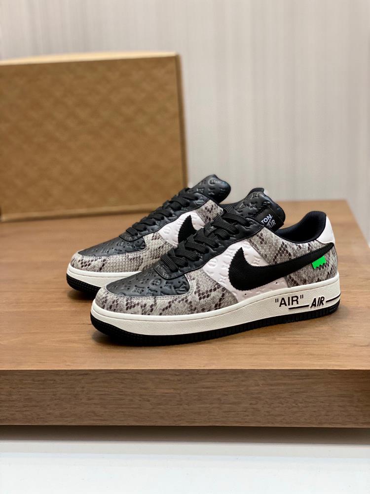 Louis Vuitton x x Nike co branded model is designed to basically follow the style of THE TEN The Swoosh line and tongue label have a familiar visual