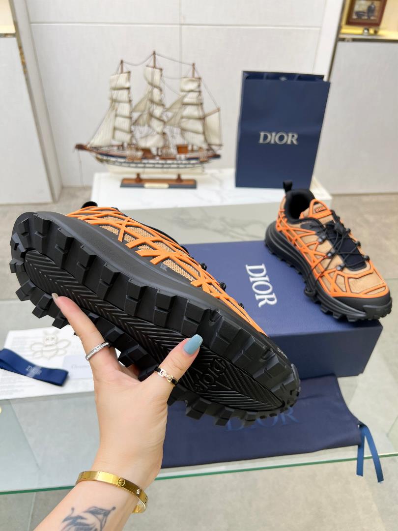 Top level version Dior new low cut B31 Runner sneaker developed and produced and restored