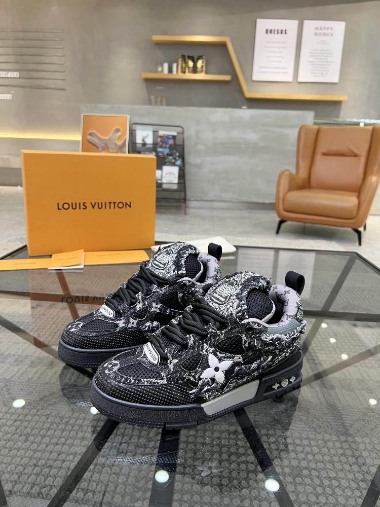 lv top tier shopping agency has launched a new product for mens explosive street gods featuring a