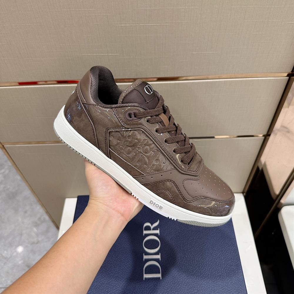 Comfort is paramount when it comes to footwear and Dior recognizes this necessity The B2