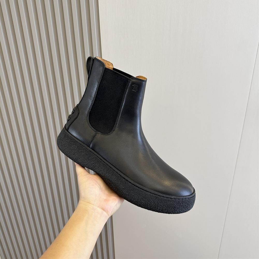 In conclusion the combination of the classic Chelsea boot silhouette and the use of impor