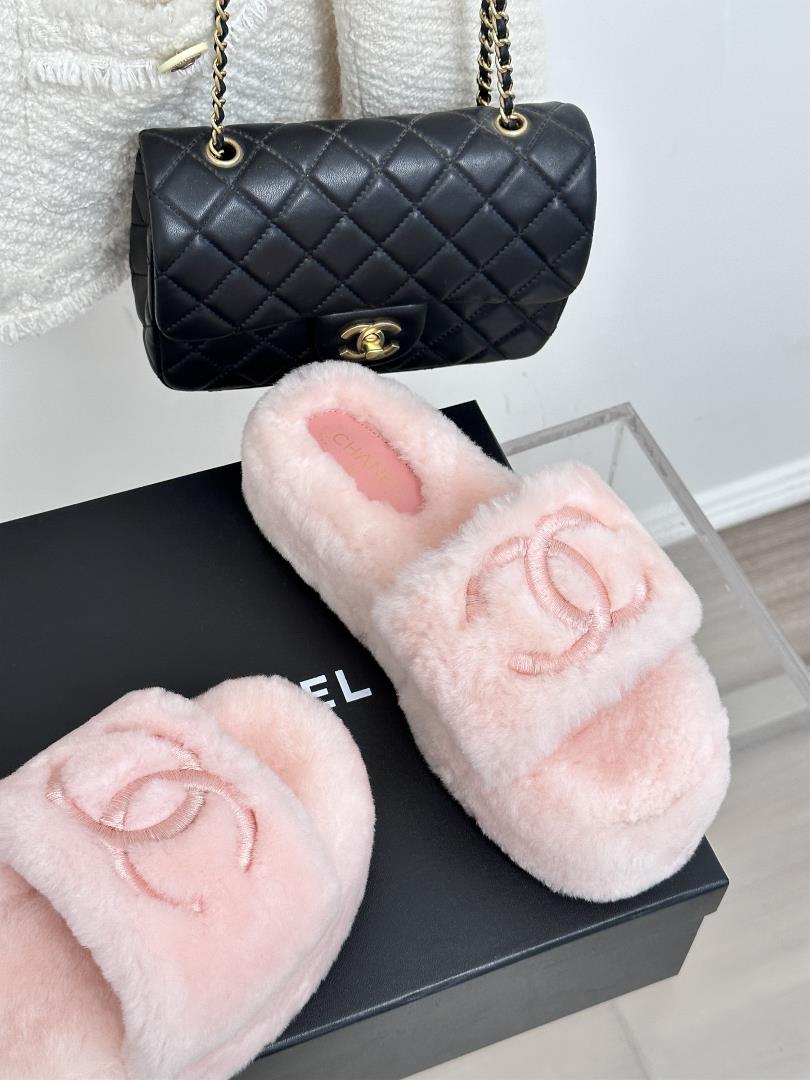 factory price chane xiaoxiang classic four season double c humy slipper this hair is real